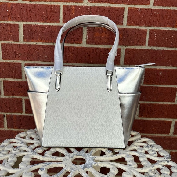Michael Kors Silver and White Tote Bag Set - Picture 9 of 12